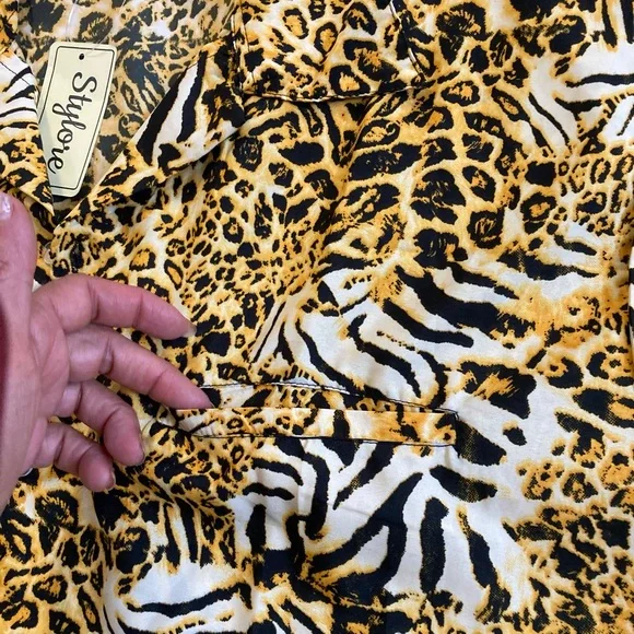 NWT Stylore men’s button down short sleeve animal, print shirt size XXL & XL - Picture 4 of 10